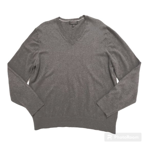 Banana Republic men's dark grey long sleeve vneck pullover sweater - Picture 2 of 7